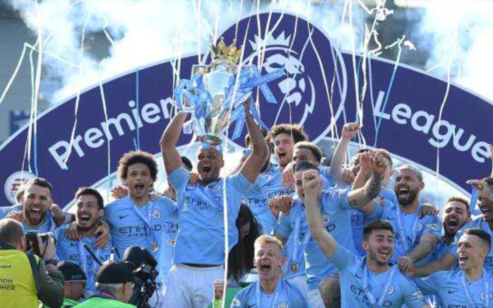 雙眼讓她有 雙眼讓她有